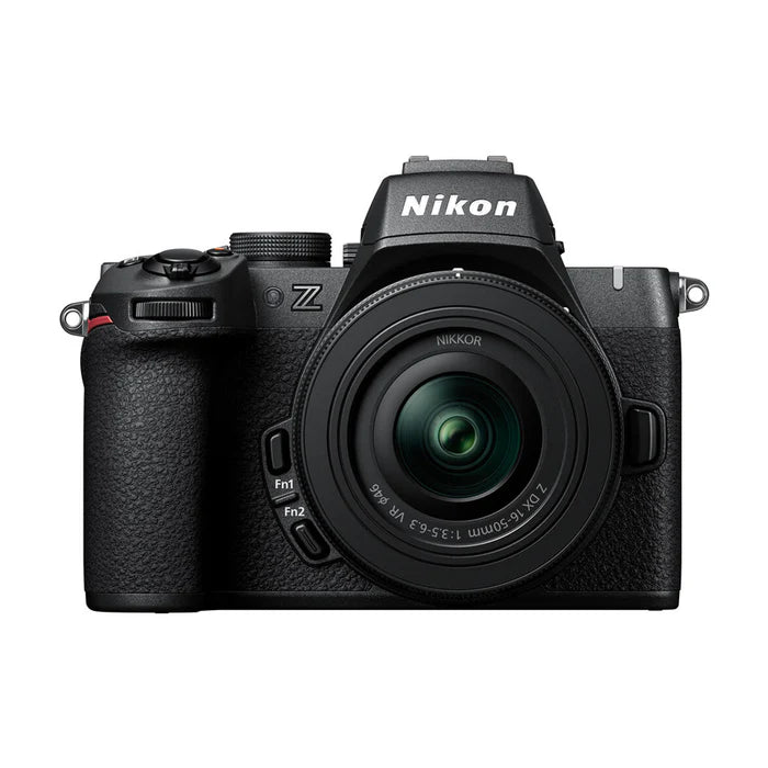 Nikon Z50II + SD Lexar 128GB - Varie Configurazioni - Garanzia 6 anni Nital - 16/50mm F3.5-5.6 VR + SD Lexar 128GB