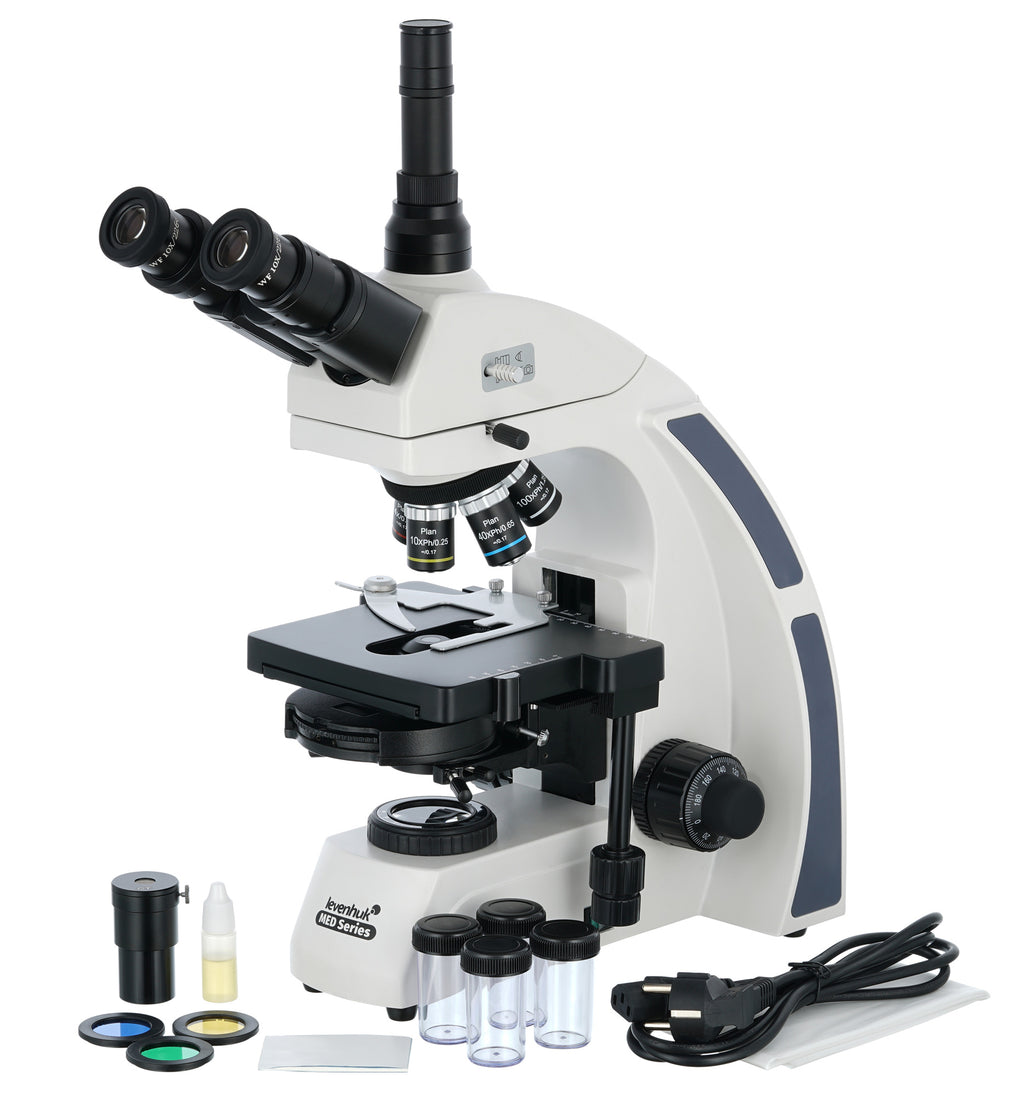 Microscopio trinoculare Levenhuk MED 45T