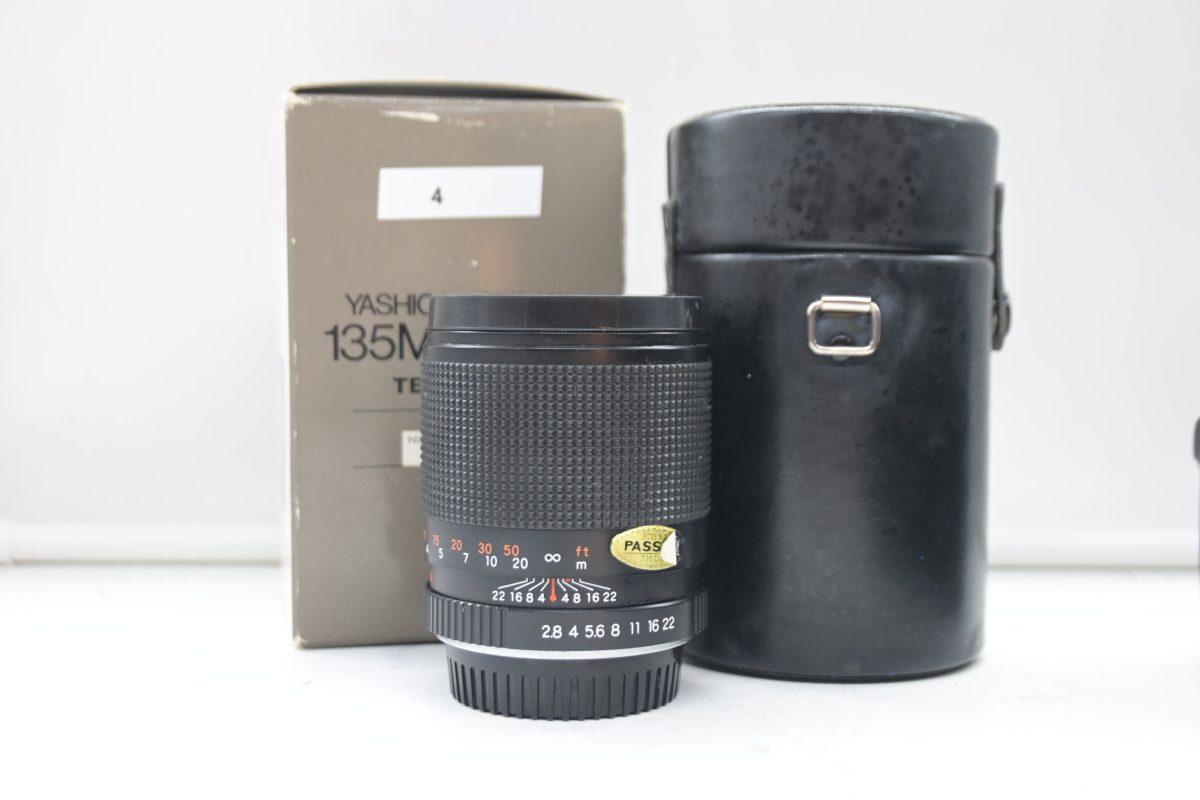 Yashica ML 135mm f/2.8 C