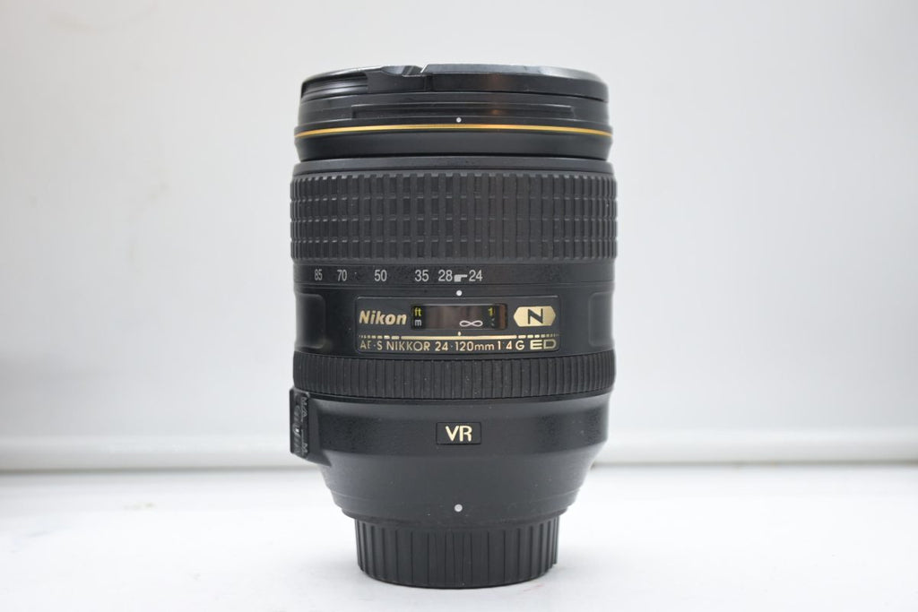 Nikon AF-S 24-120mm f/4 G ED VR