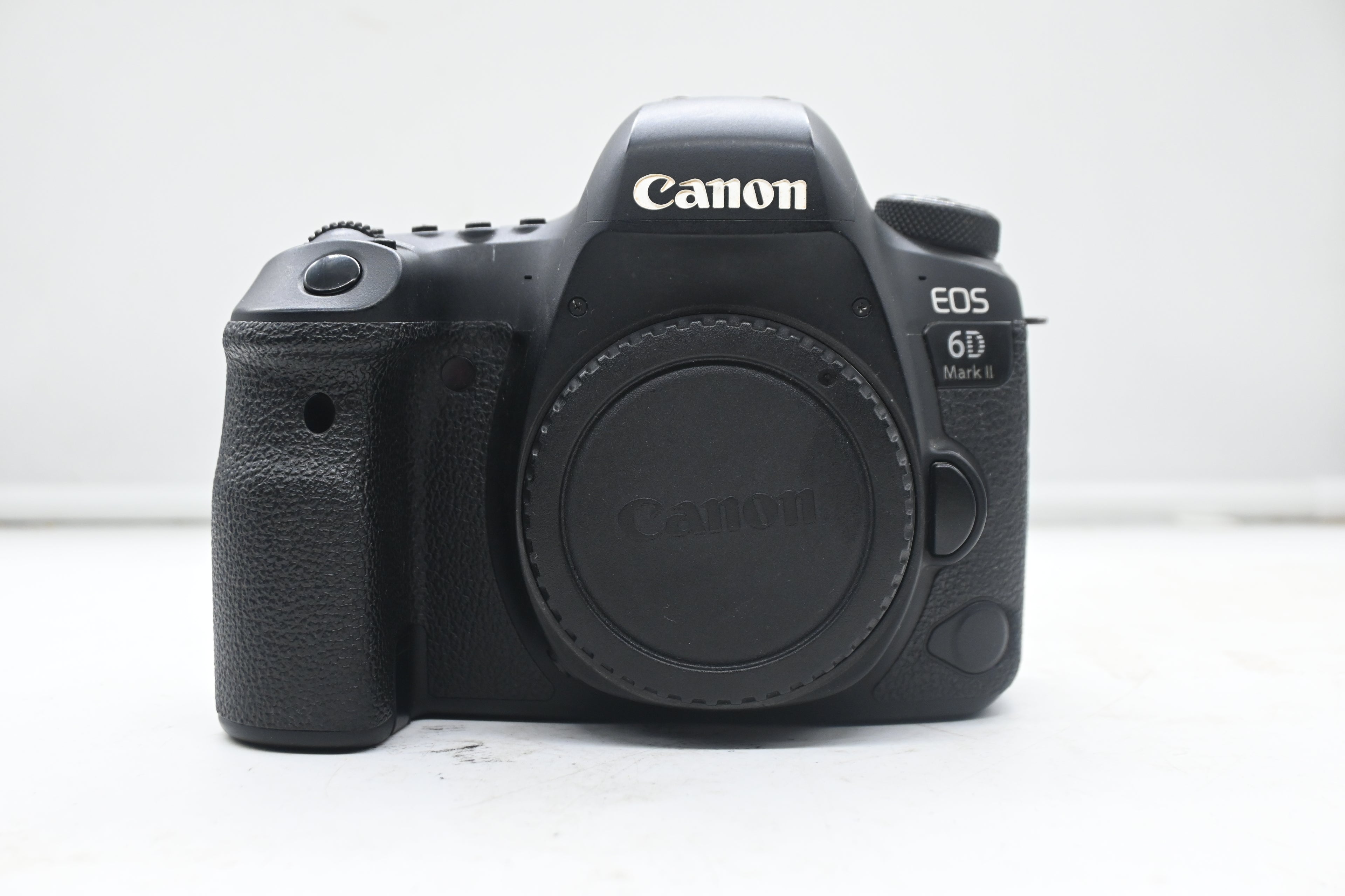 Canon EOS 6D Mark II