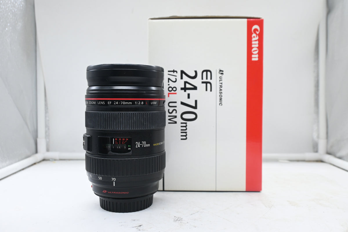 Canon EF 24-70mm f/2.8L USM