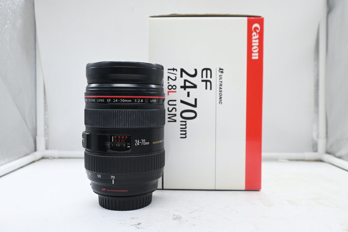 Canon EF 24-70mm f/2.8L USM