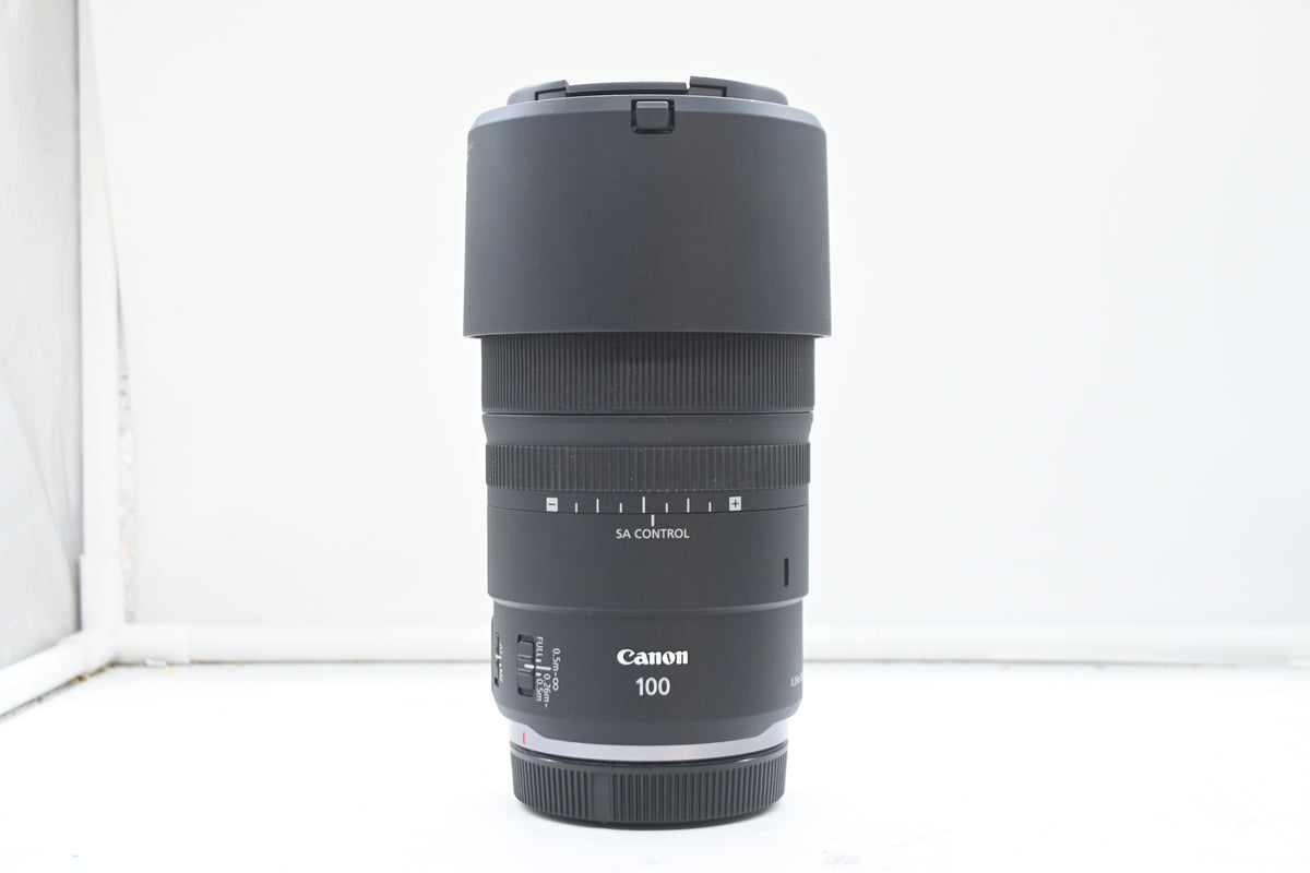Canon RF 100mm F2.8L Macro IS USM