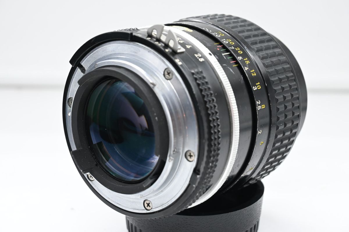 Nikkor AI 105mm f 2.5