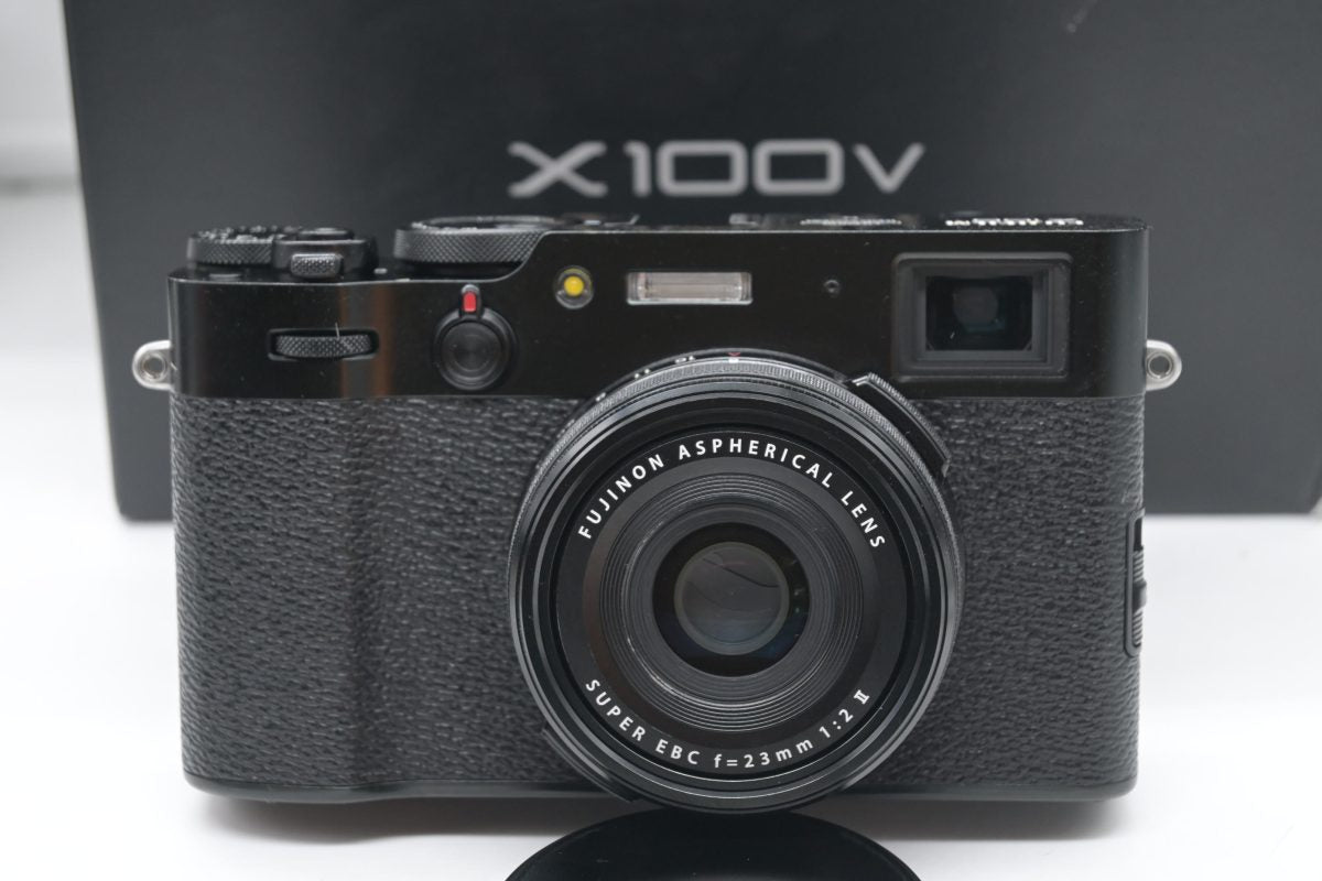 Fujifilm X100V - Black
