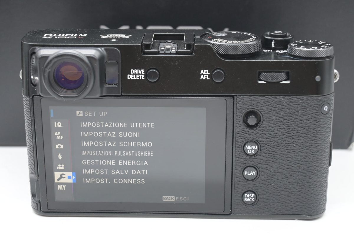 Fujifilm X100V - Black