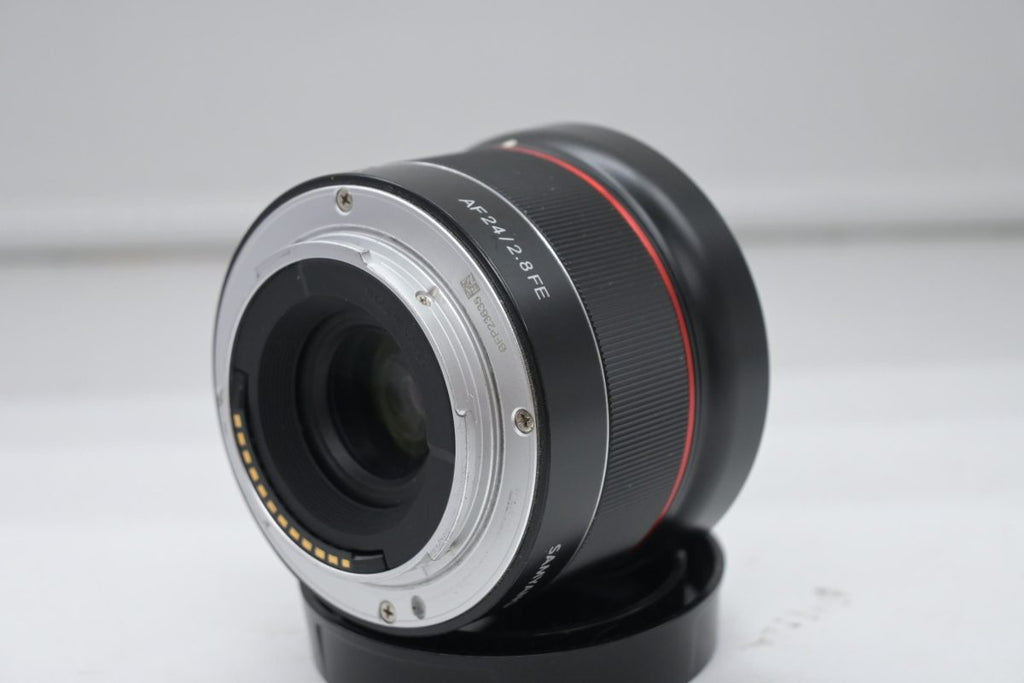 Samyang AF 24mm F2.8 x Sony FE